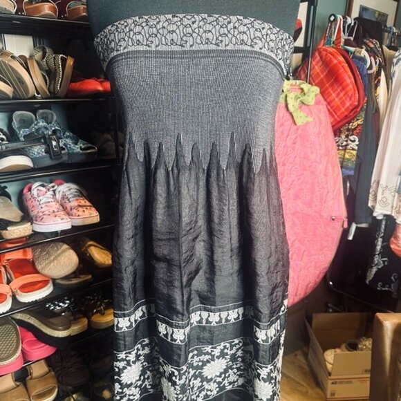 Lapis Anthropologie Elegant Black White Embroidered Tube Dress One Size - Picture 1 of 8